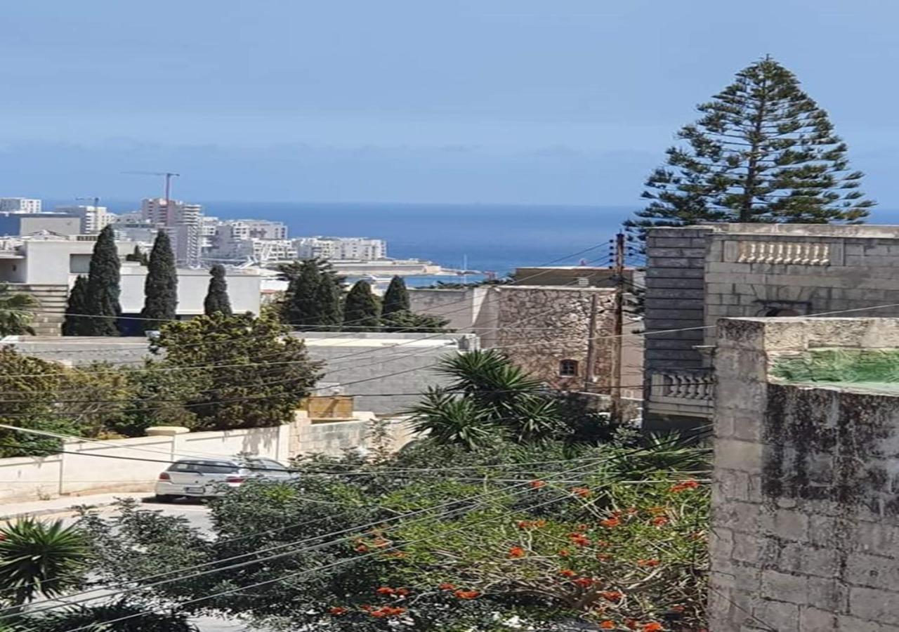 Msiebah Court San Gwann Modern Apt Near Sliema And St Julians Bagian luar foto