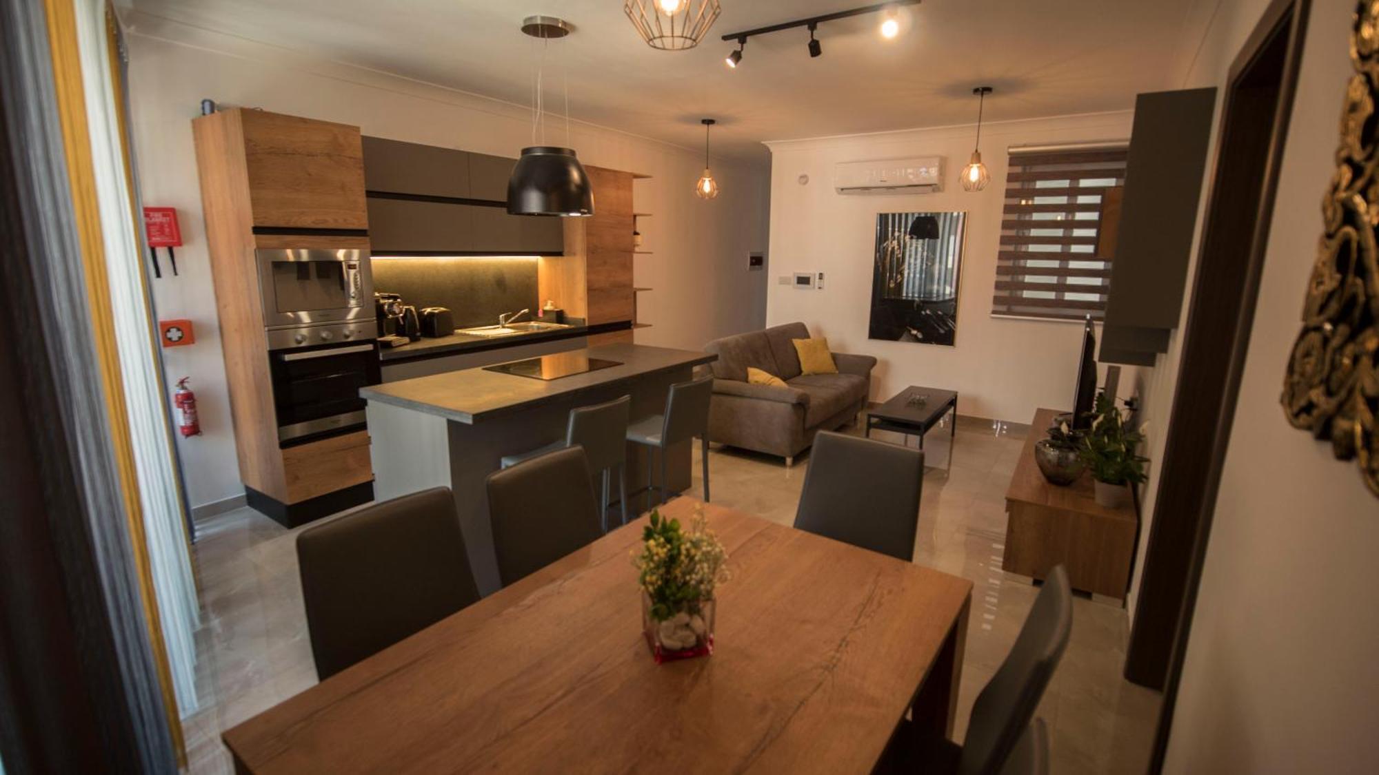 Msiebah Court San Gwann Modern Apt Near Sliema And St Julians Bagian luar foto